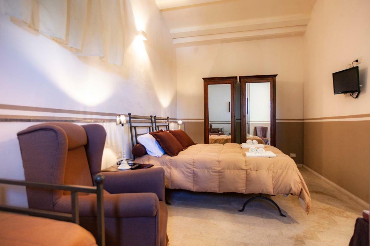 Arbaria Hotel Trapani Bagian luar foto
